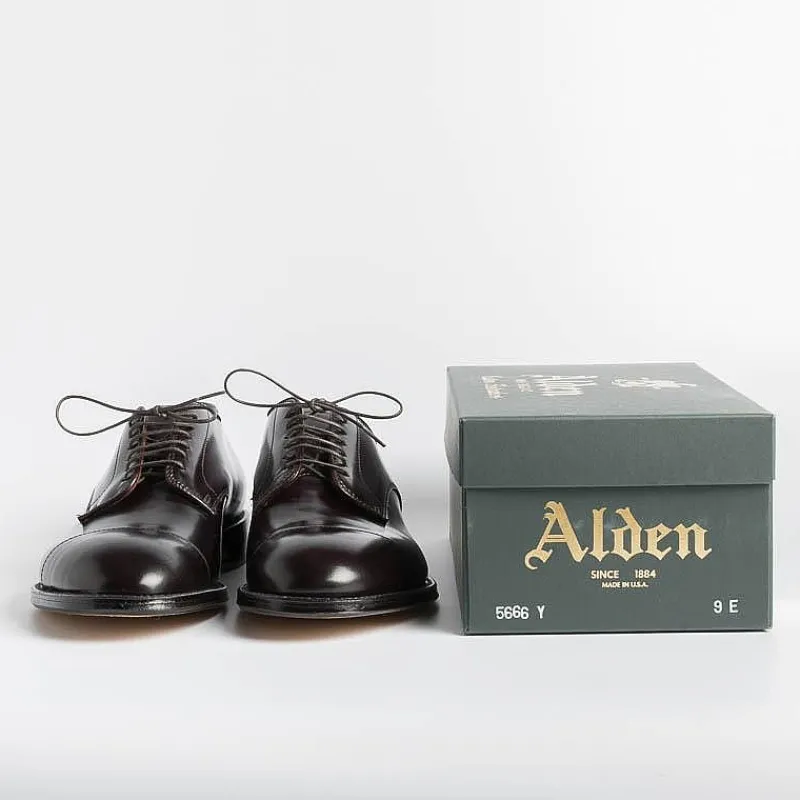 Alden - 5666 - Derby Modified (Ergonomica)- Cordovan Colore 8<Collezione Scarpe Uomo Allacciate