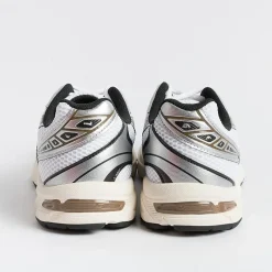 ASICS - Collezione Donna Asics - Sneakers - Gel 1130 - White Clay Canyon<Collezione Scarpe Donna Sneakers