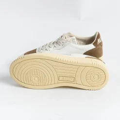 AUTRY - Collezione donna Autry - Aulw Sl06 - Sneakers - Low Wom Suede Leat - Bianco Cigar<Collezione Scarpe Donna Sneakers