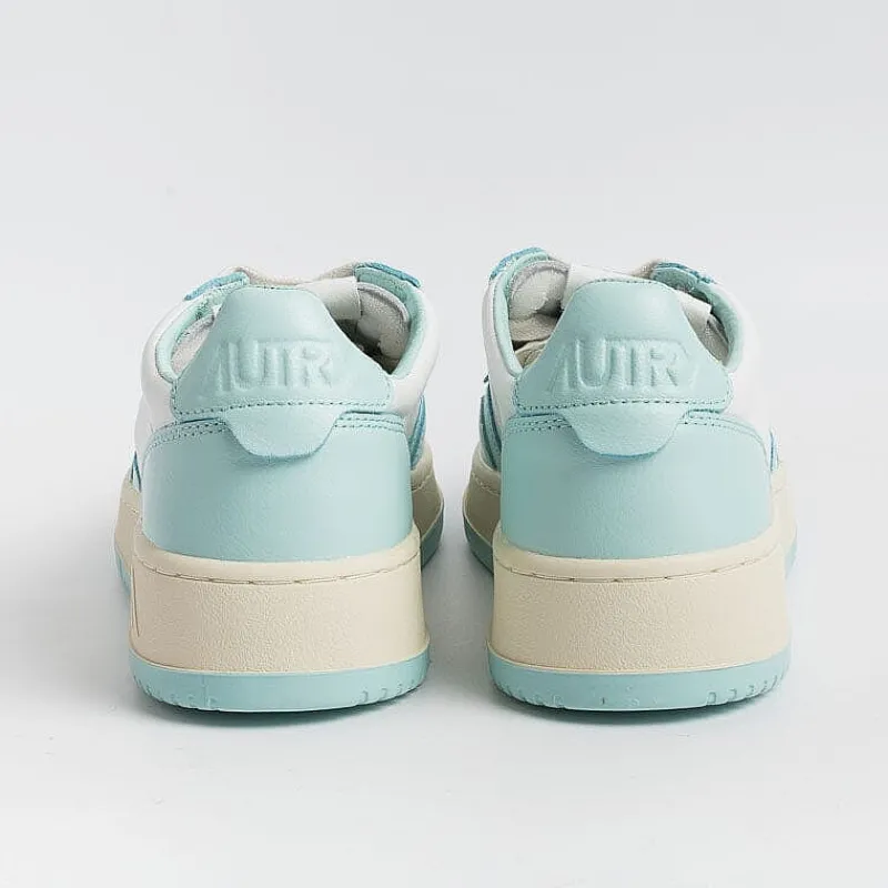 AUTRY - Collezione donna Autry - Aulw Wb20 - Sneakers Low Wom Leat - Bianco / Turchese<Collezione Scarpe Donna Sneakers