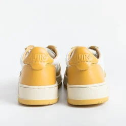 AUTRY - Collezione uomo Autry Sneakers Aulm Wb12 - Low Man All Leat - Bianco/Gallo Ocra<Collezione Scarpe Uomo Sneakers