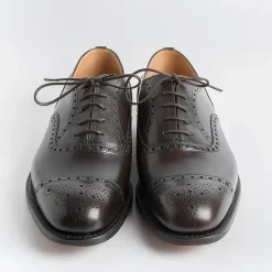 Church's - Diplomat Derby Brogue - Vitello Superior Burnt<Collezione Scarpe Uomo Allacciate