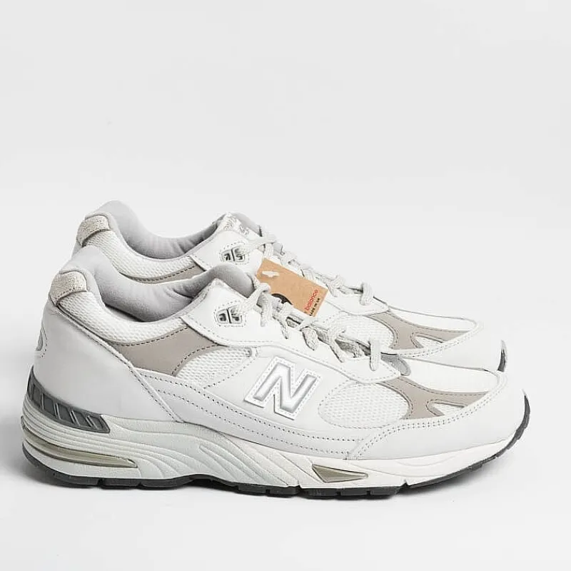 NEW BALANCE - Collezione Uomo New Balance - Sneakers M991Flb - Bianco<Collezione Scarpe Uomo Sneakers