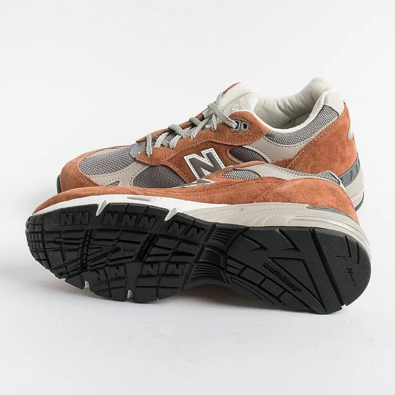 NEW BALANCE - Collezione Uomo New Balance - Sneakers M991Pty - Arancione<Collezione Scarpe Uomo Sneakers