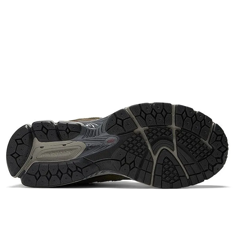 NEW BALANCE - Collezione Uomo New Balance - Sneakers M2002Rdn - Verde<Collezione Scarpe Uomo Sneakers