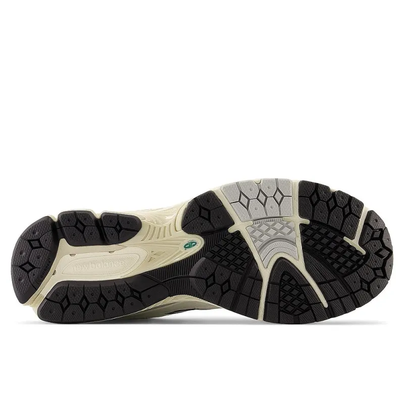 NEW BALANCE - Collezione Uomo New Balance - Sneakers M2002Rvd - Bianco Verde<Collezione Scarpe Uomo Sneakers