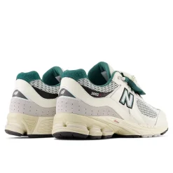NEW BALANCE - Collezione Uomo New Balance - Sneakers M2002Rvd - Bianco Verde<Collezione Scarpe Uomo Sneakers