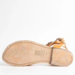 SACHET - Calzature Sachet - Sandali Bassi 503 - Miele<Collezione Scarpe Donna Sandali Bassi