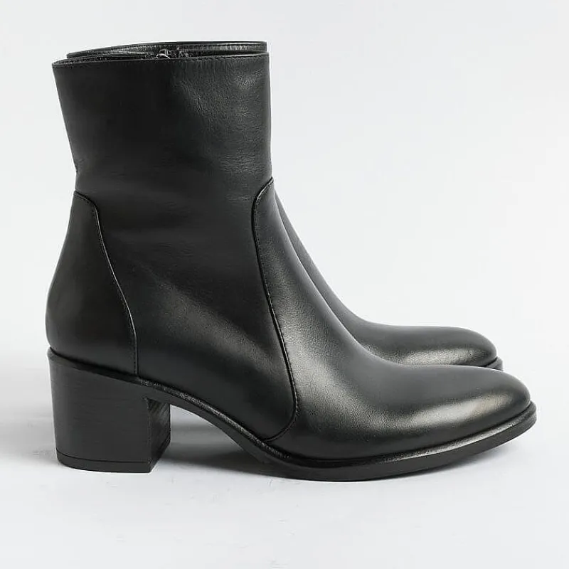 Strategia - Stivaletto Texano E5540 - Talco Nero<Collezione Scarpe Donna Stivaletti