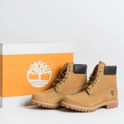 TIMBERLAND - Collezione Uomo Timberland - Hiking Boot - Tmb 010061 Nabuck Giallo<Collezione Scarpe Uomo Hiking Boots